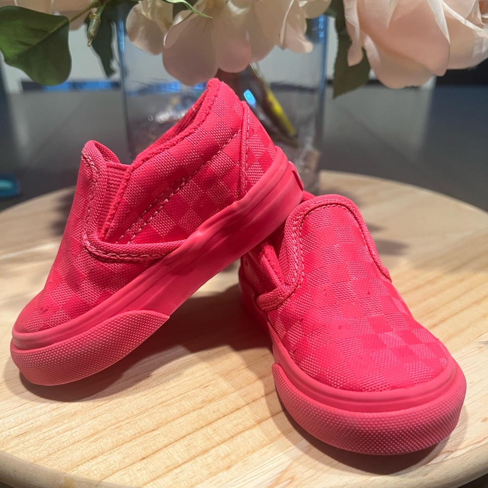 Toddler Vans Classic Slip-On Checkerboard Pink Glow size 4